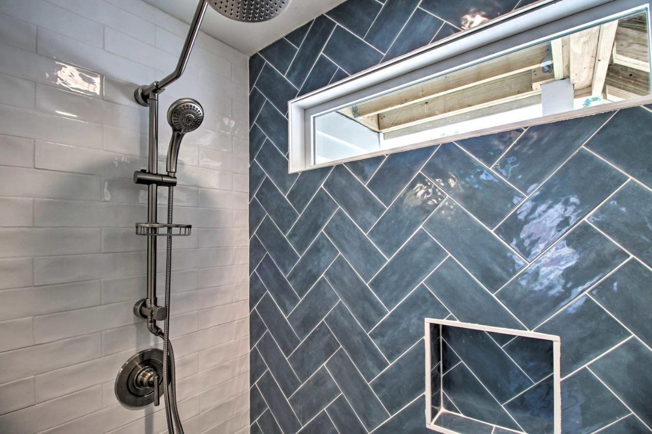 New! Renovated 2 Bed 2 Bath Apartment Downtown Бюфорт Екстериор снимка